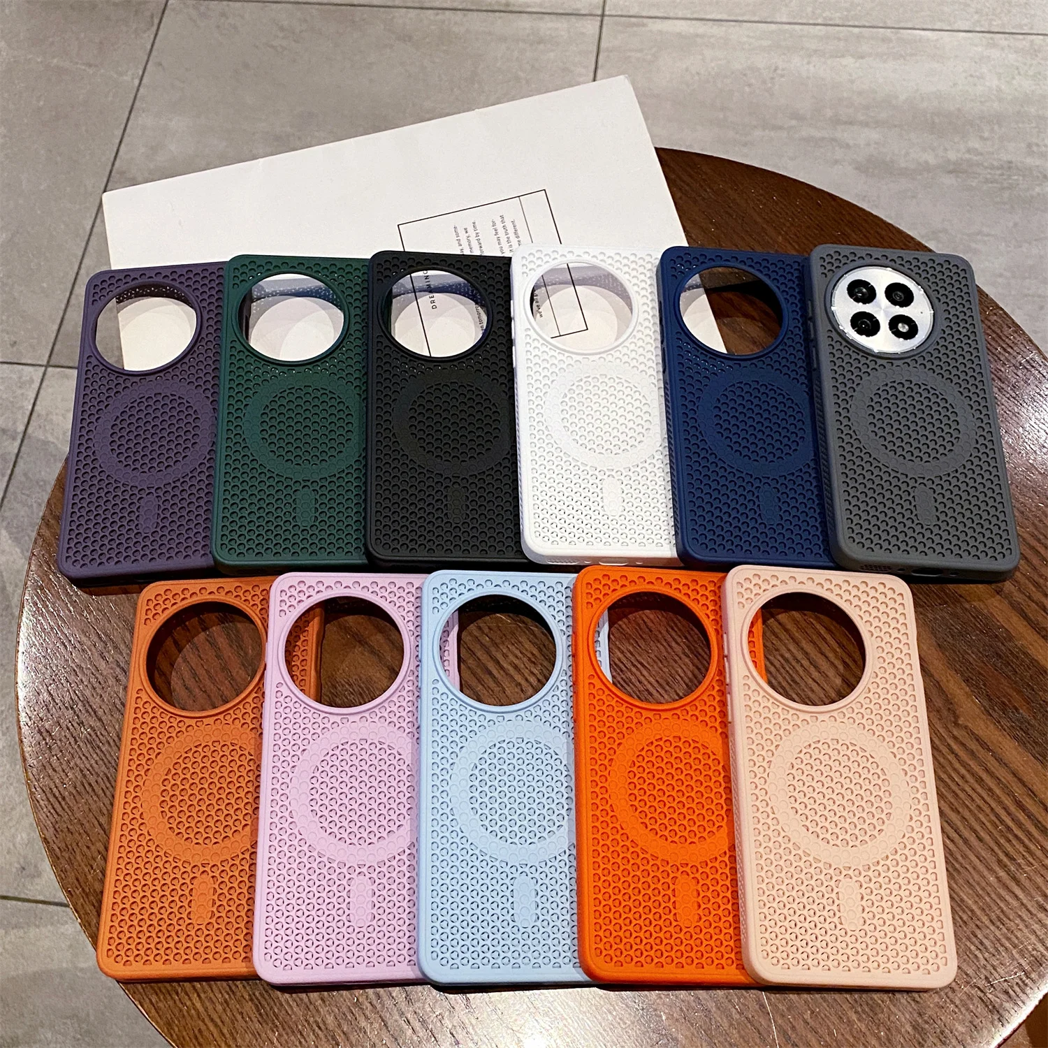 Breathable Cooling Magnetic Case with Heat Dissipation Mesh Cover and Wireless Charging Compatibility