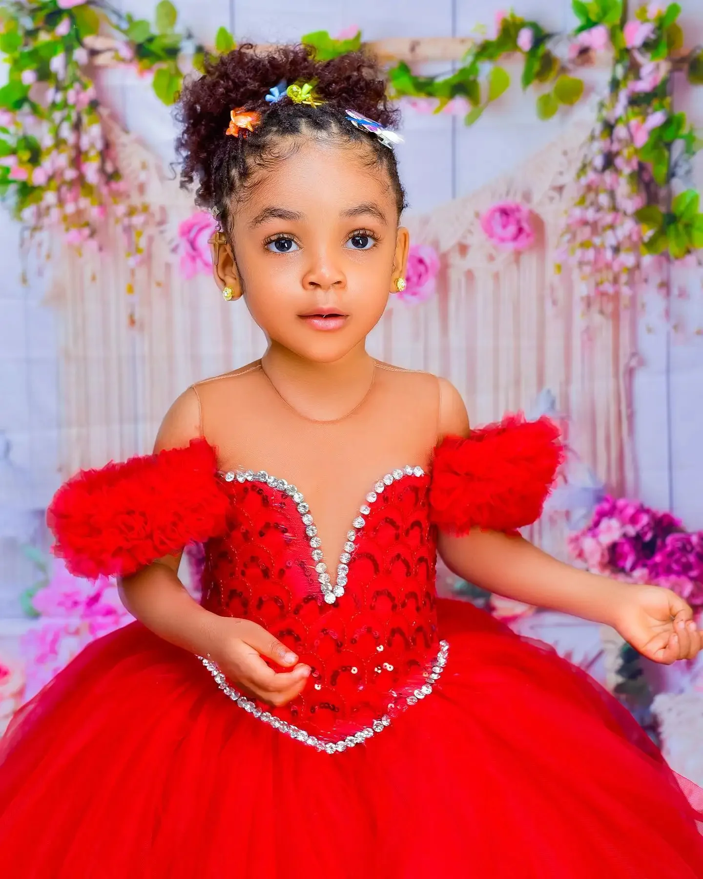 Flower Girl Dresses Sheer Neck Pleated Ruffles Tiered Tulle Sequins Ball Gowns for Wedding Kids Birthday First Communion Dress
