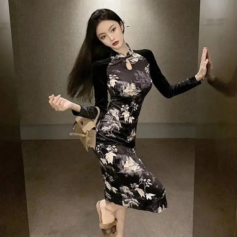 

Vintage One Piece Dress Hong Kong Autumn Velvet Printing Dress Office Lady Long Sleeve Evening Party Color Matching Winter Skirt