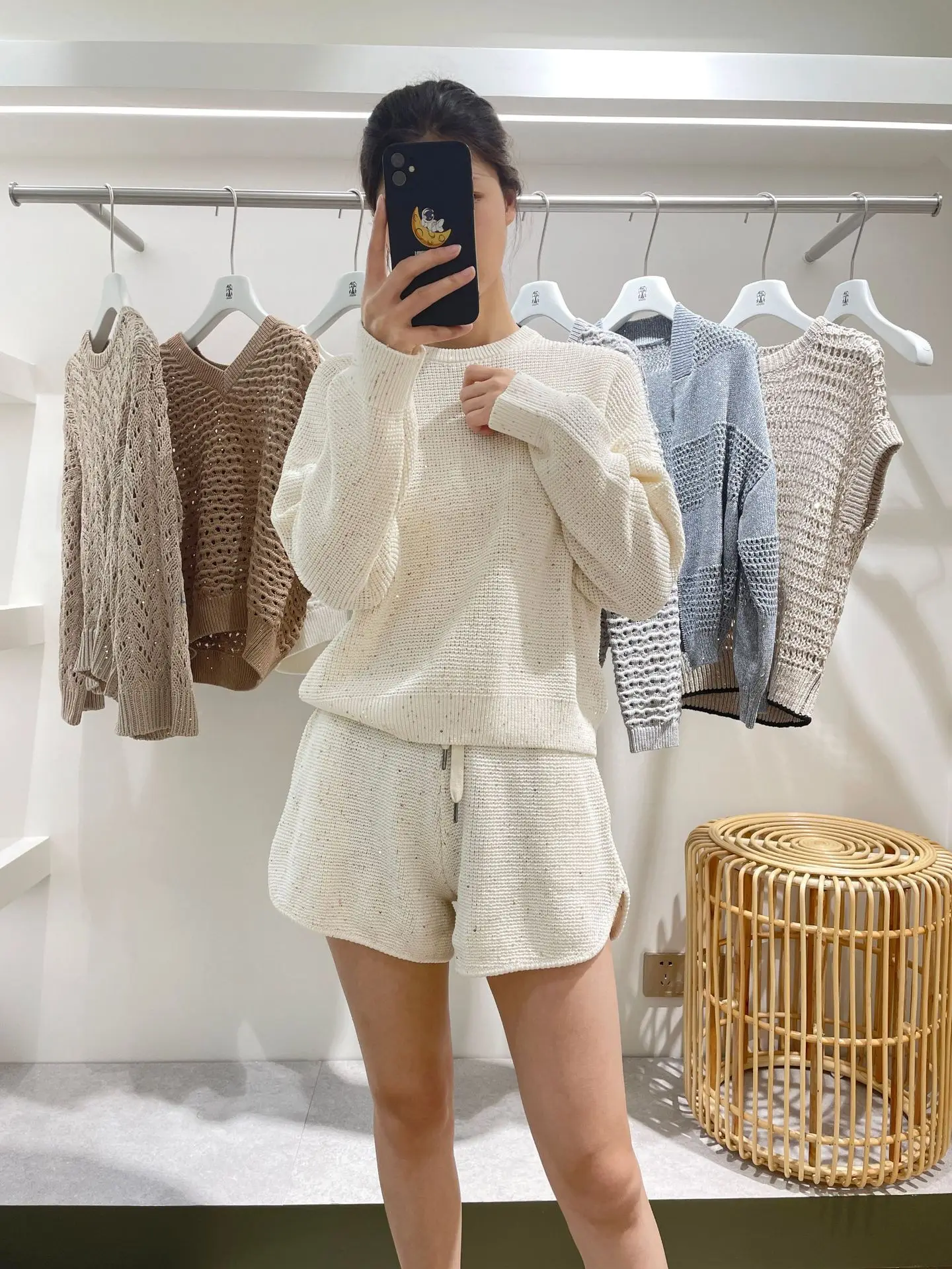 

2023 Summer Women Long Sleeve O-Neck Loose Pullover Tops or Drawstring Split Simple Shorts Female Sequin Solid Color Knit Set