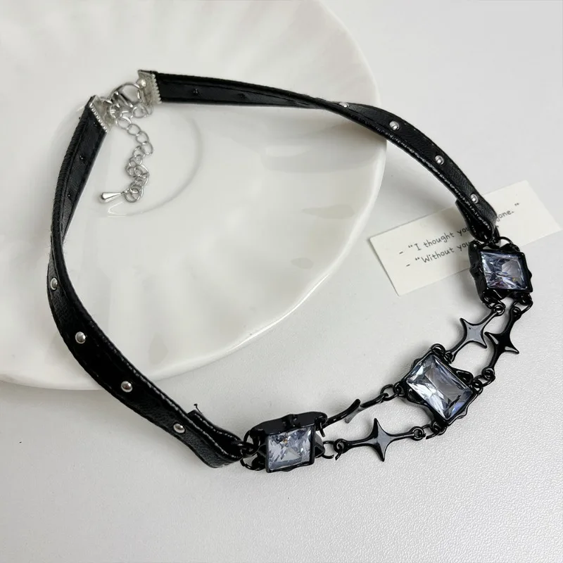 Gothic Punk Style PU Leather Rhinestone Shiny women's necklace Fashion Luxury Club Party Collar For Women Fashion Jewelry 2023