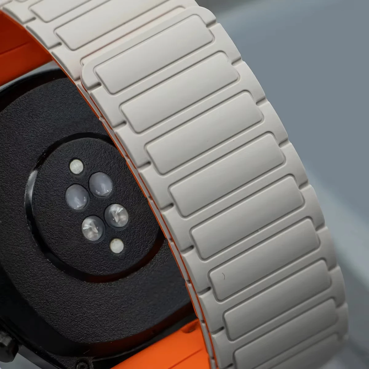 Magnetic Silicone Sport Strap, 22mm - Soft Loop Bracelet in Color 2/1