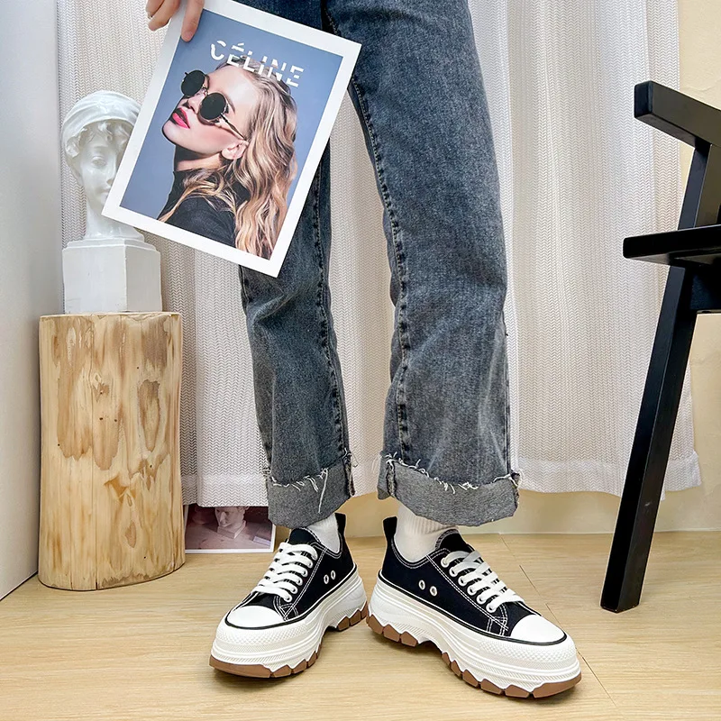 Versatile Retro Vintage Canvas Shoes for Women Student Thick Soled Board Shoes Increase Leisure Sneaker Shoes 2024 New