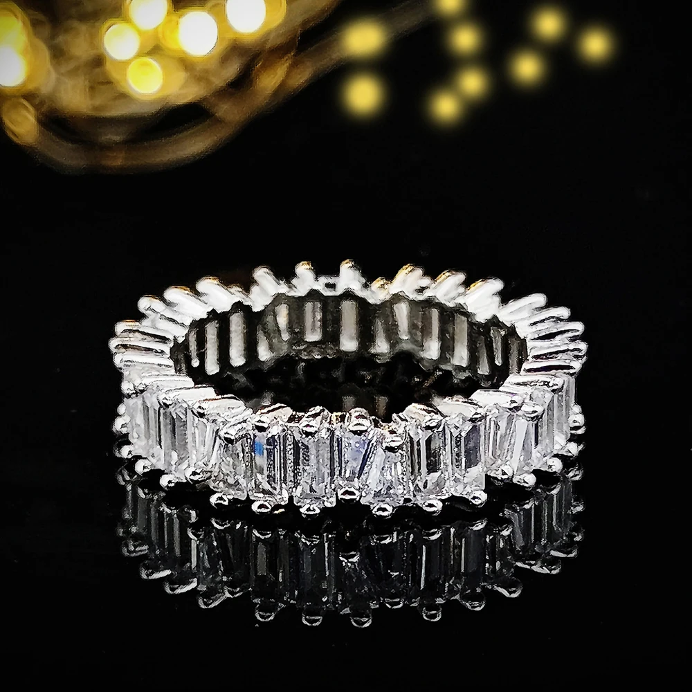 Elegant Vintage Gold & Silver Eternity Wedding Band for Women & Men - Perfect Gift
