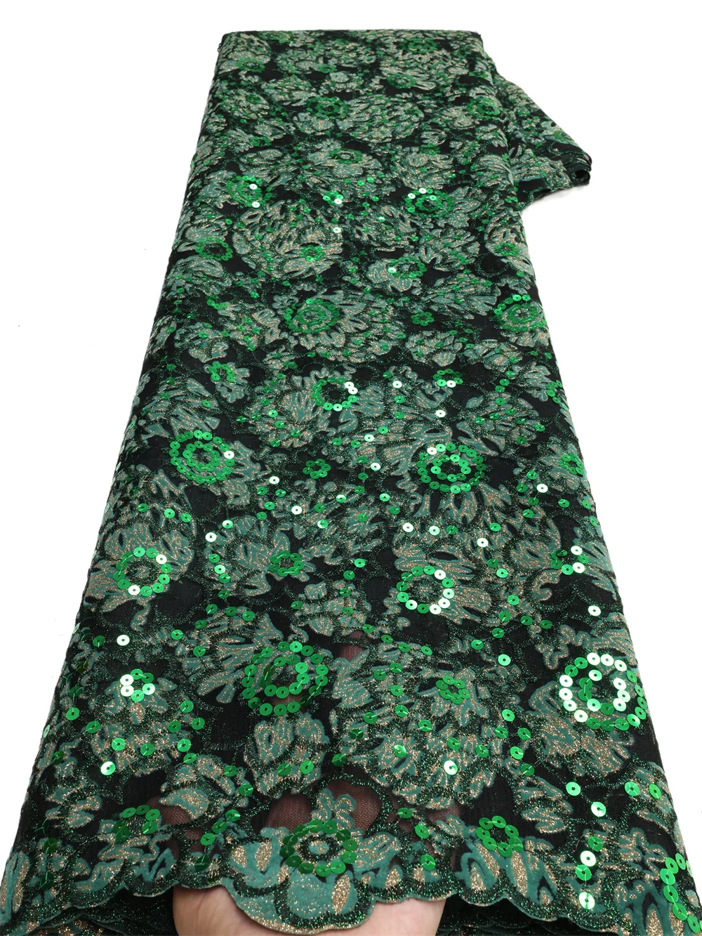 Wholesale African Velvet Sequined Lace Fabric 2025 High Quality Embroidery Nigerian French Lace Fabric For Sew Party Dresses