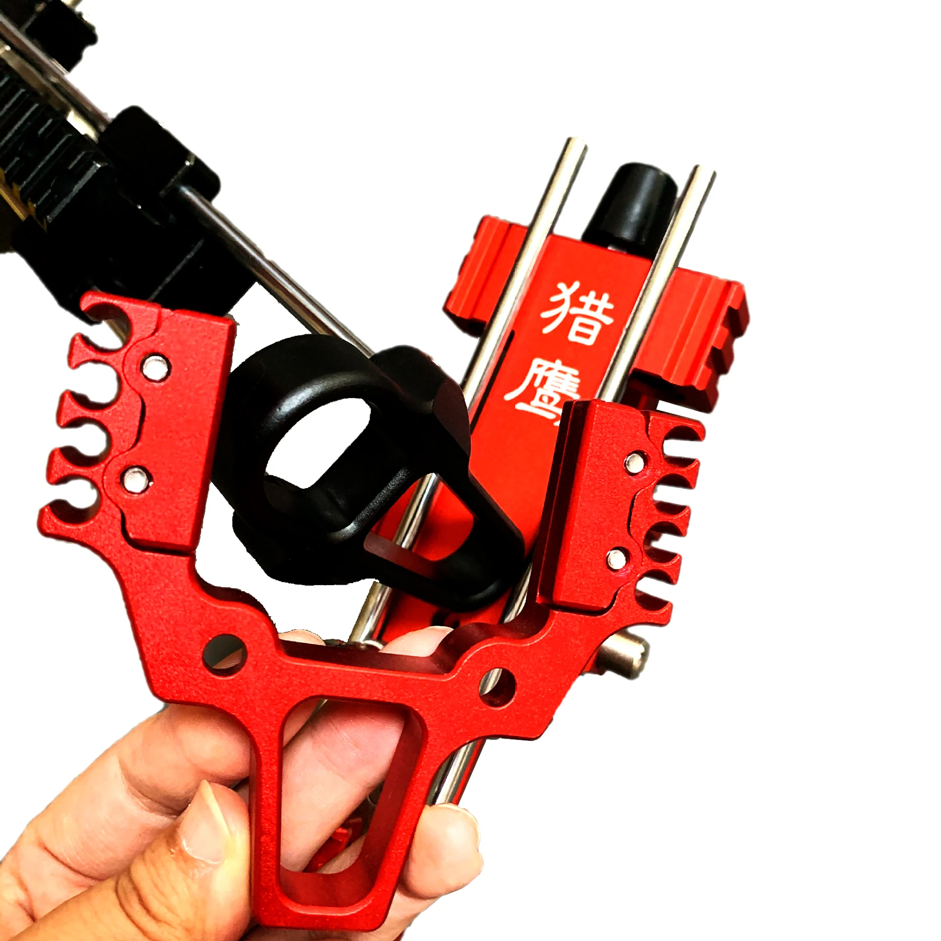 Outdoor Hunting Eagle Powerful Slingshot Metal Shooting Sights Slingshot Chinese Mechanical Fish Catapult