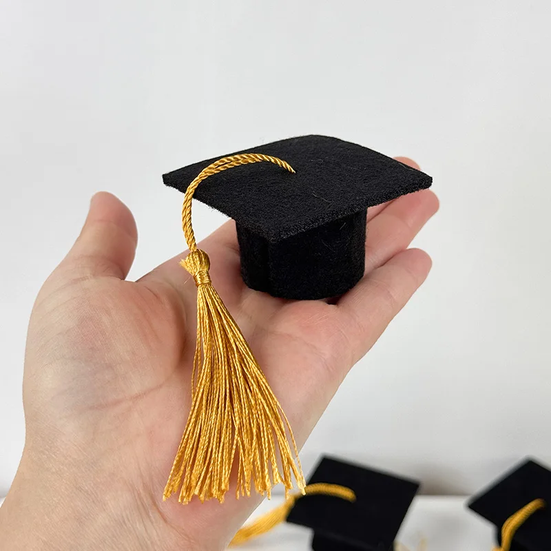 5/10pcs Mini Graduation Cap with Tassel Plush Toy Wine Bottle DIY Gift Decoration Felt Bachelor Hat 2025 Graduation Party Supply