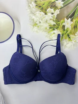 Thin on the top and thick on the bottom, lace ladies underwear, small breasts, big thick cups, sexy gathered bra 1