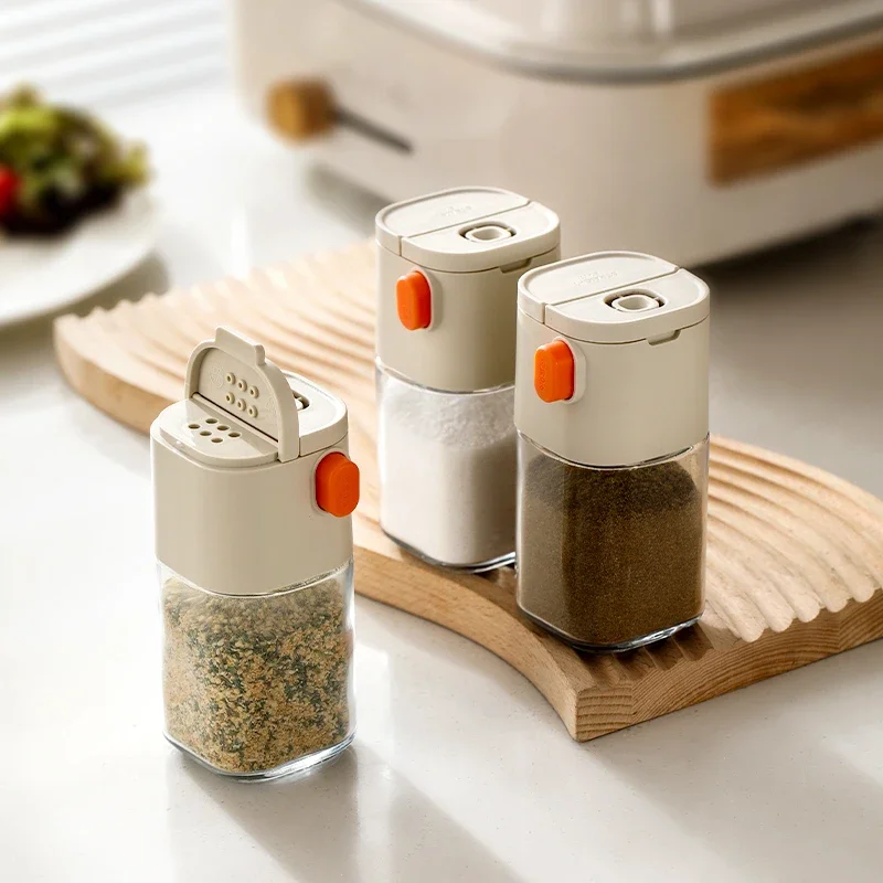 0.5g Quantitative Salt Control Bottle MultiFunctional  Seasoning Pot Press-Type Glass Seasoning Bottle Spice Dispenser