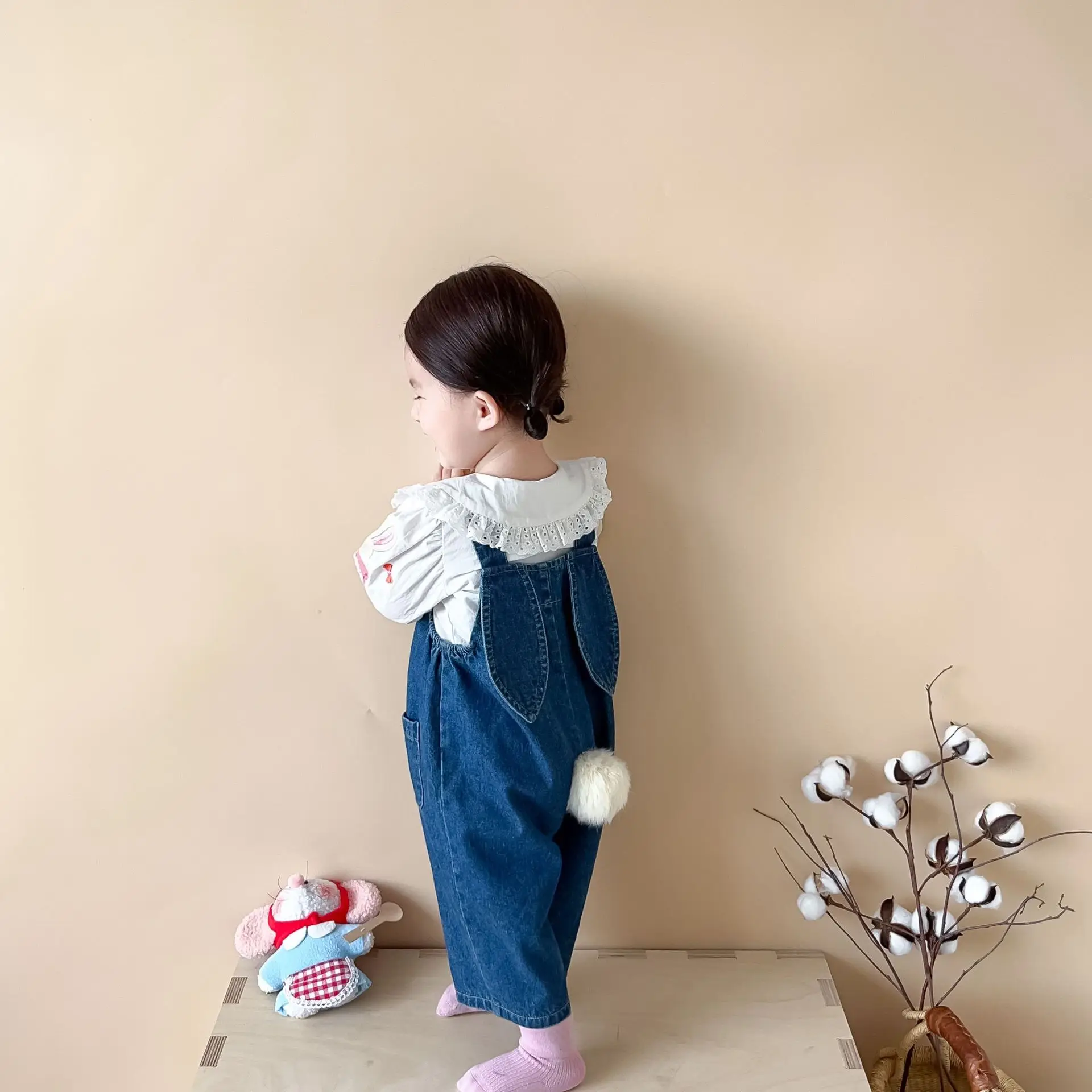 Cute Baby Girls Overalls 0-24 Months Kid Bunny Ear Ball Loose Denim Jumpsuit Suspender Pants Jeans Outwear Spring Autumn Clothes