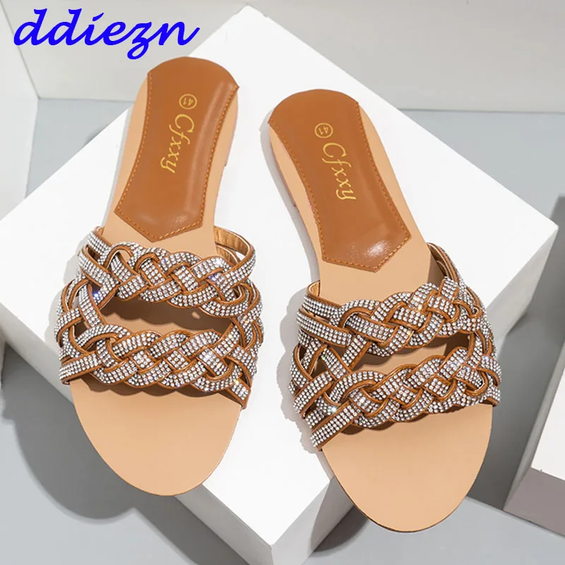 

2023 New Summer Fashion Rhinestones Weave Women Slippers Slides Bling Female Flats Shoes Ladies Slippers Beach Flip Flops