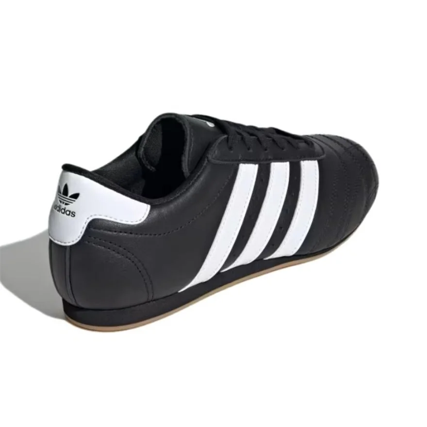 أحذية Adidas Originals Taekwondo الرياضية هي أحذية...