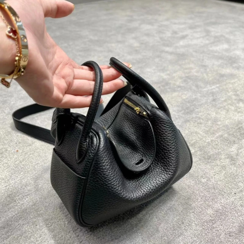 Bolsos De Cuero Hechos A Mano: La Elegancia Artesanal Que Necesitas