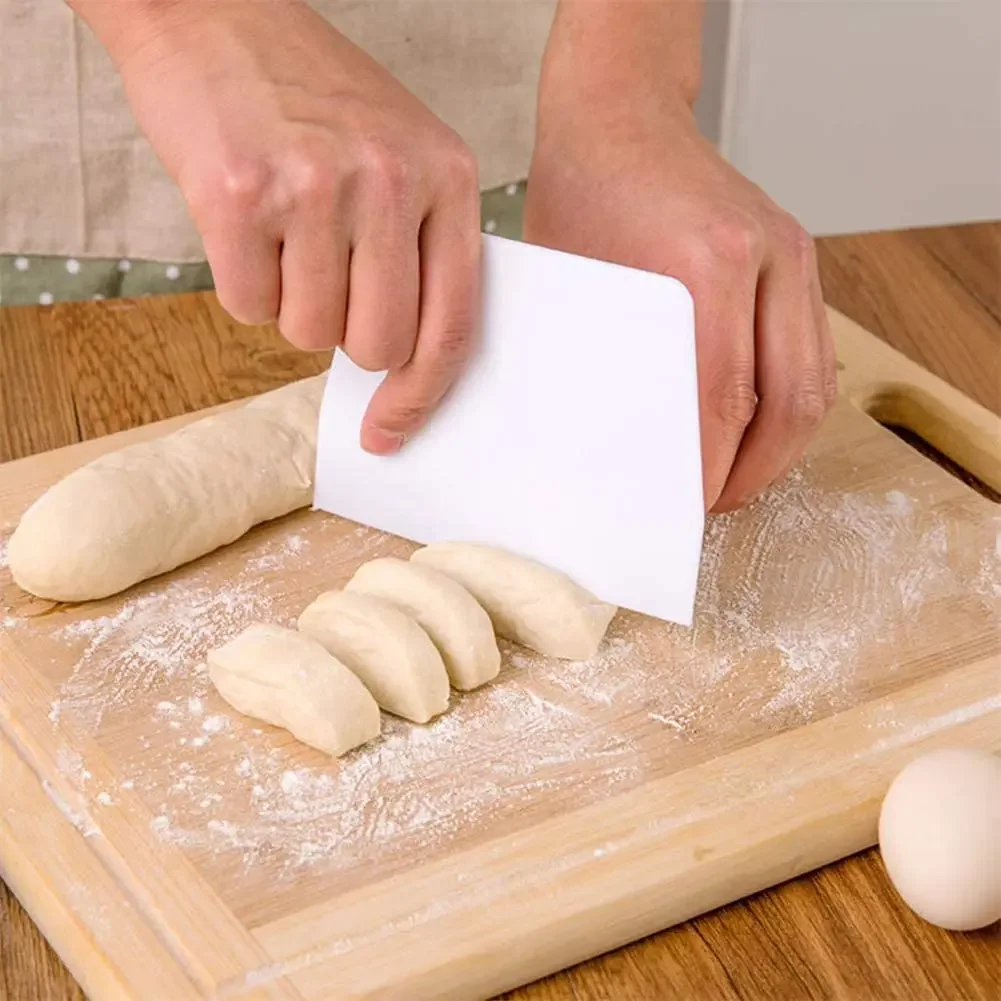 2 PCS Baking Tool Plastic Scraper DIY Pastry Cream Spatula Trapezoidal Dough Cutting Knife Cake Divider Kitchen Accessories cream spatula dough scraper dough cutter cake knife cake scraper cake spatula dough scoring knife bread cutter kitchen spatula cake decorating tools