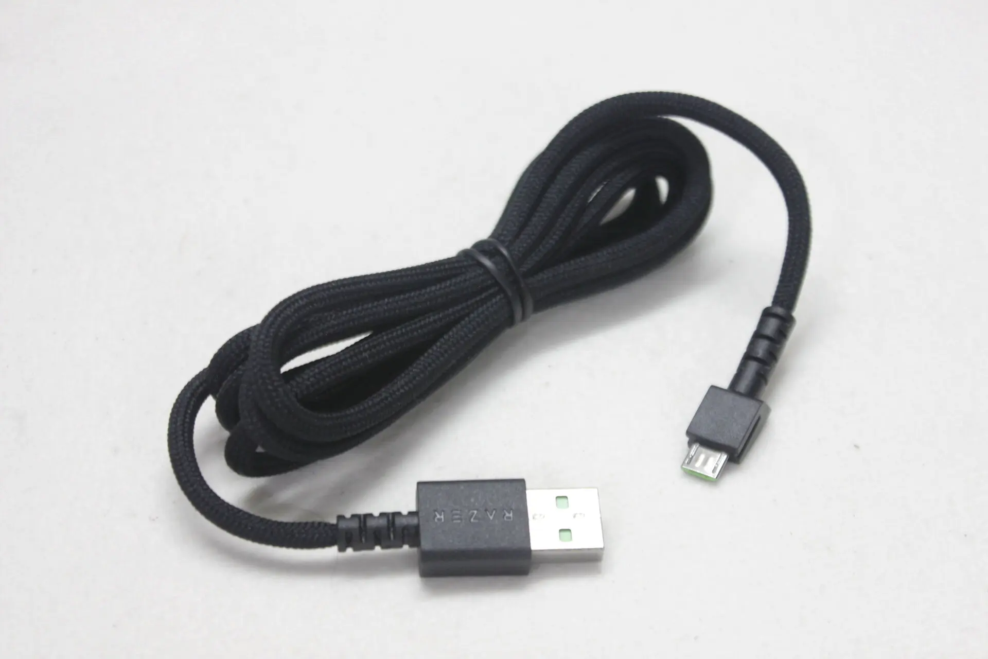 cabos e conectores de computador