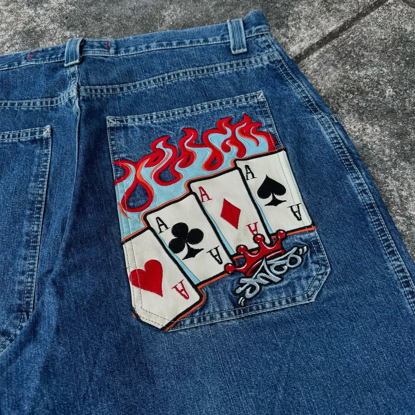 Slide image 123002235b0d49a0a60474e25d72d7df