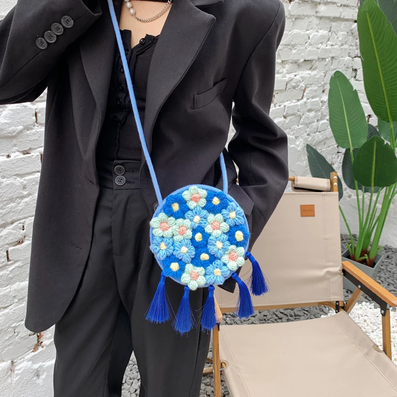 

Круглая дизайнерская сумка с кисточками, летняя пляжная сумка, женская модная сумка, маленькая тканая сумка с цветами, переносная сумка для отдыха, новинка 2022
