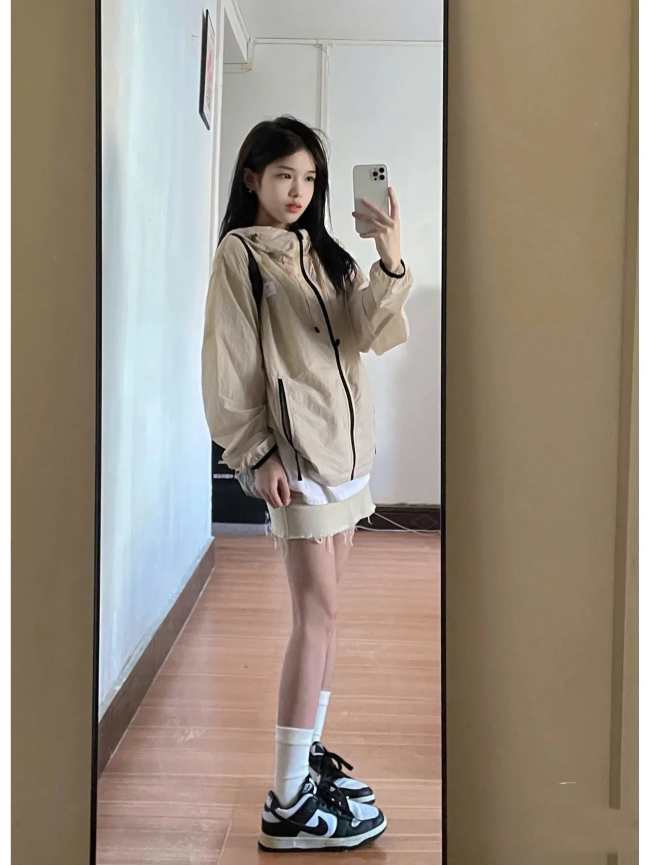 야외 태양 보호 의류 남성 여성 여름 2024 새로운 경량 슬림 Uv 보호 계절에 대한 다목적 얇은 재킷