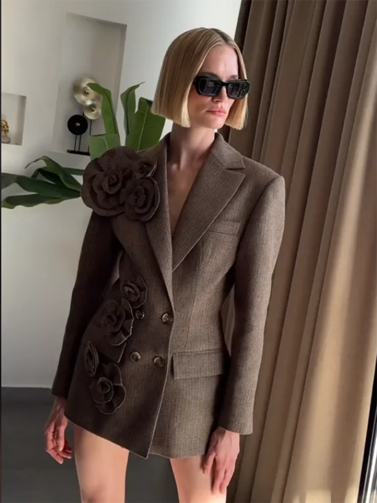 TWOTWINSTYLE Solid Spliced Appliques Slim Blazers For Women Notched Collar Long Sleeve Patchwork Button Chic Elegant Coat Female 5