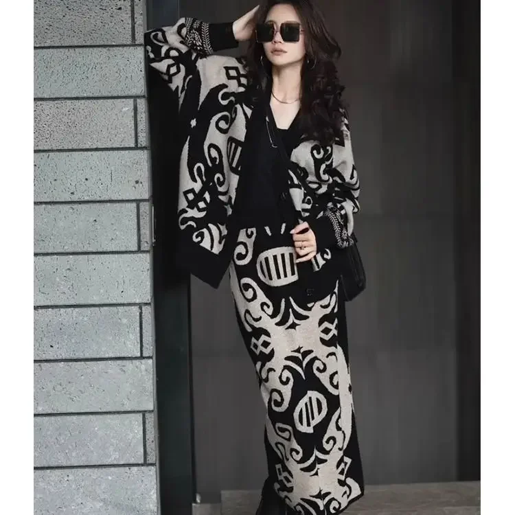 한국 스타일 세트 투피스 니트 A라인 스커트, 슬림해 보이는 루즈핏 코트, 가디건, 고급스러운 프린팅, 가을