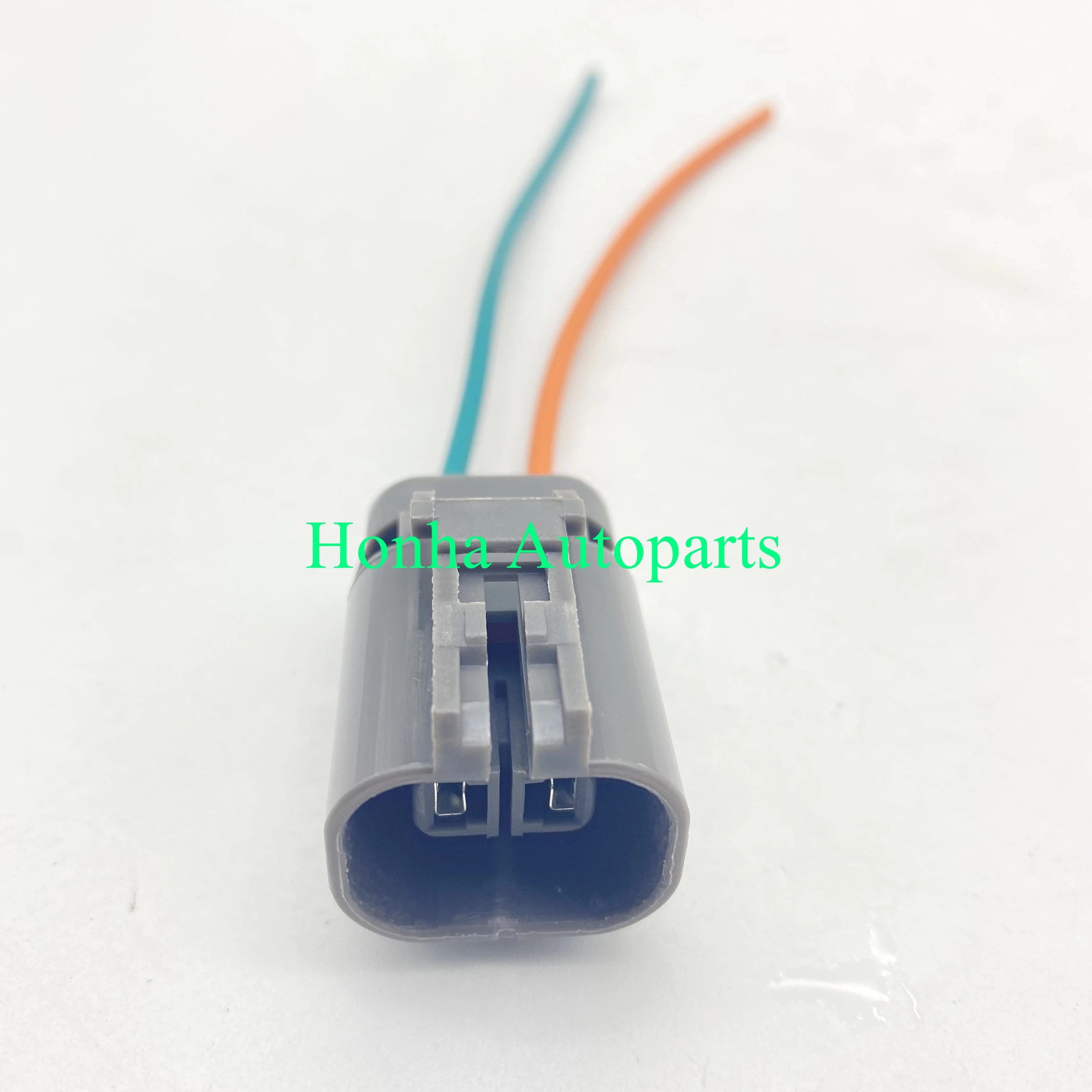 

Fan Socket Car Automotive Connector 2 Pin Auto Plug For Mazda 7122-1824-40 7223-1824-40