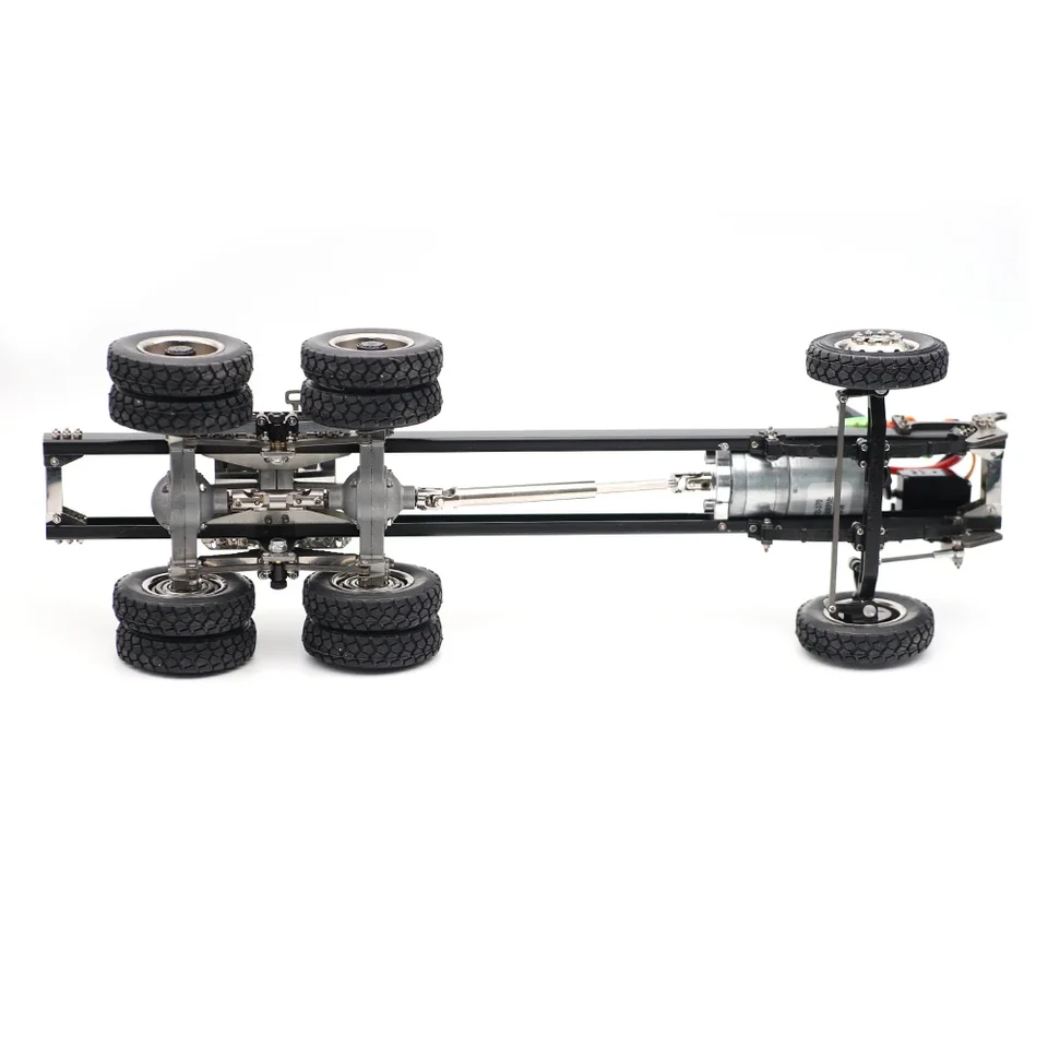 バンダイ 1/32 RC トラック　美品 Amazon | ドイツレベル 1/32 ツアートラック アイアン・メイデン