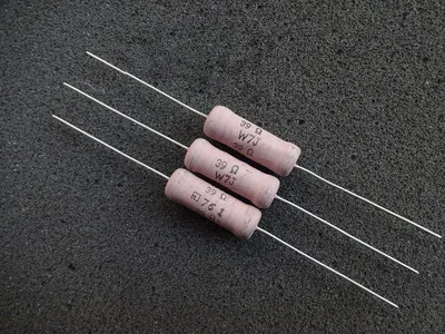 

Resistor 7W 39R 7W 39ohm 7W 39ohm 5% volume 8mm * 24mm