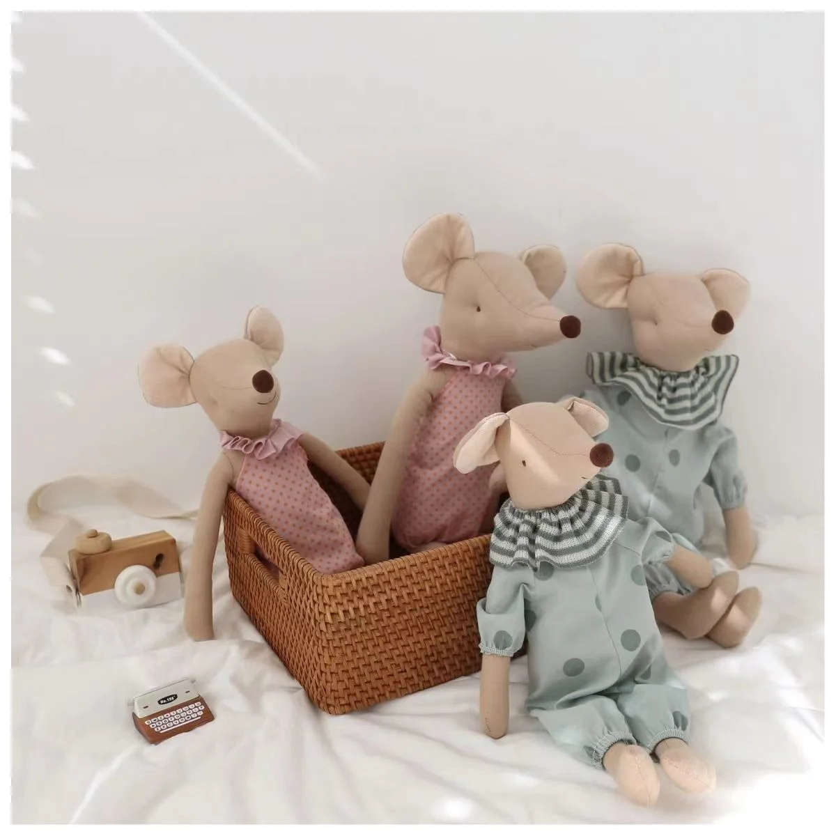 Plush Doll in Cotton-Linen   Cotton And Linen Danish Rat Dolls Gift Cute Baby Mouse Lovely Rats With Clothes Plushie Stuffed animals Kids Birthday Child’s Gifts in Pink Green