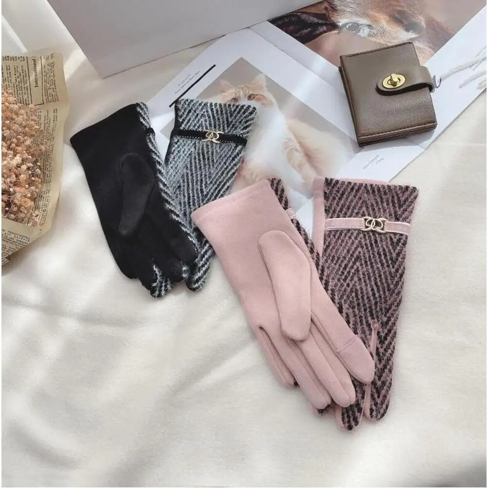 The Temperature of Two Hearts~Warm Gloves for Women in Autumn and Winter Fashionable Velvet Riding to Prevent Cold_voghion.com