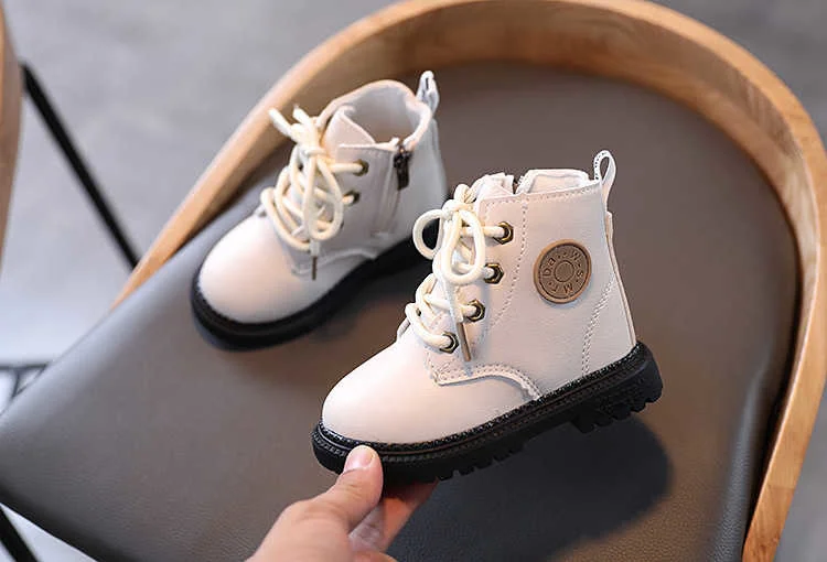 21182486525_141698672