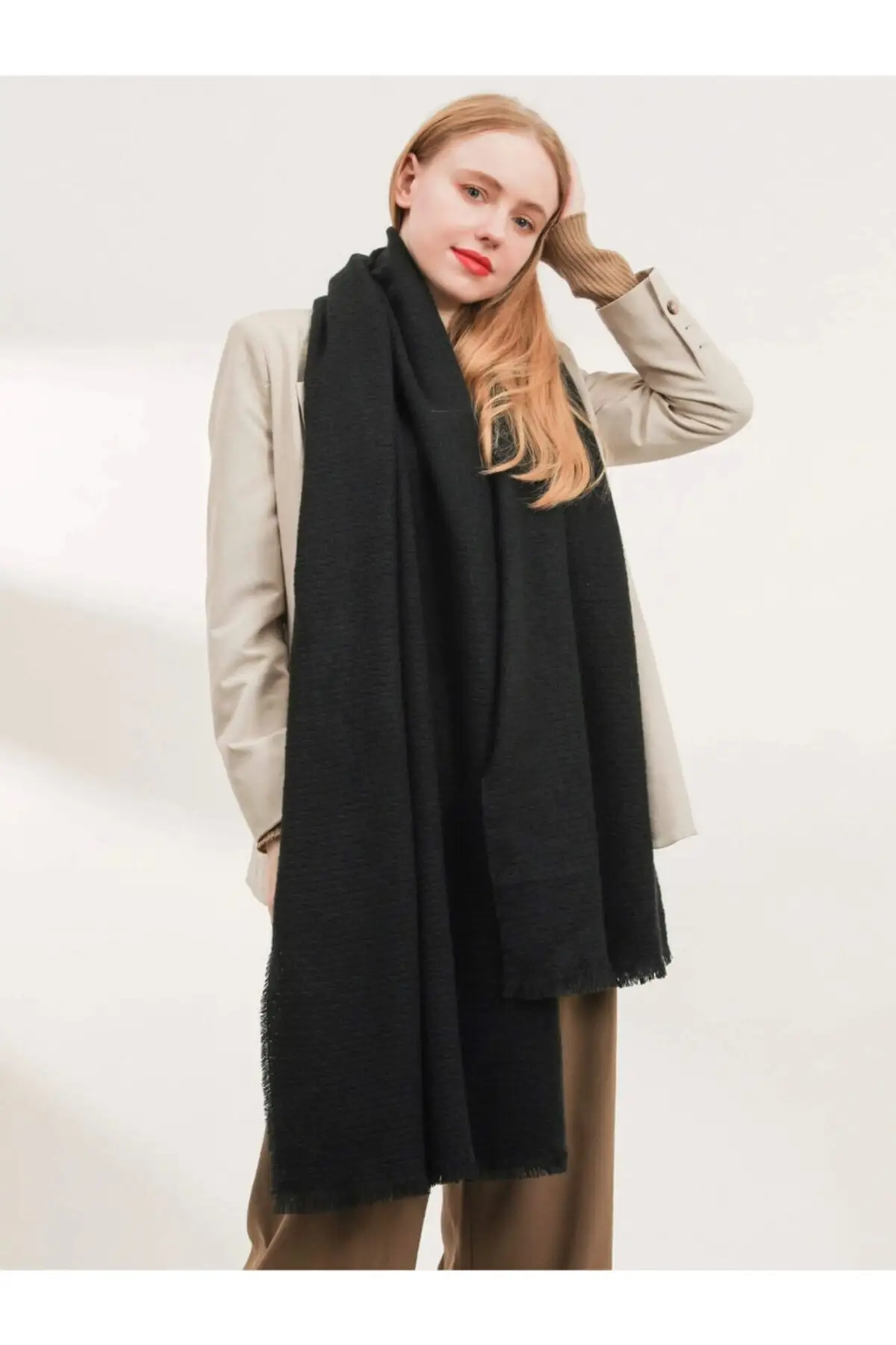 Unisex Solid Black Thick Scarf