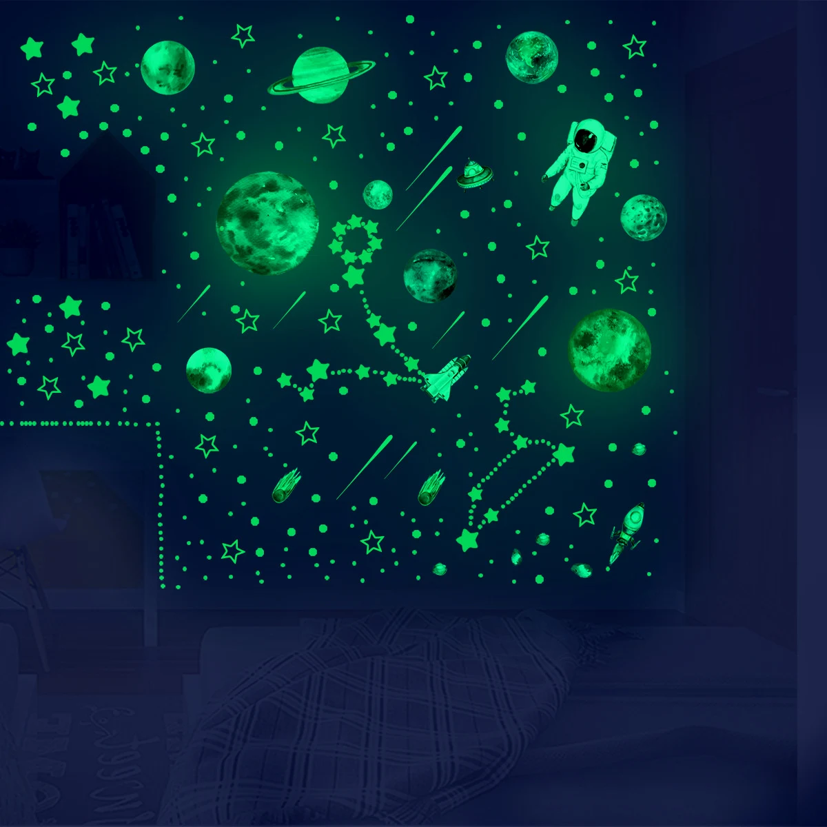 Glow in The Dark Stars Wall Stickers Glowing Stars Ceiling Luminous Planet Spaceship DIY Wall Decals Kids Room Decor 849Pcs