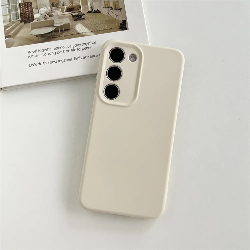 Luxury Liquid Silicone Solid Color Soft Case with Lens Protection and Shockproof Cover