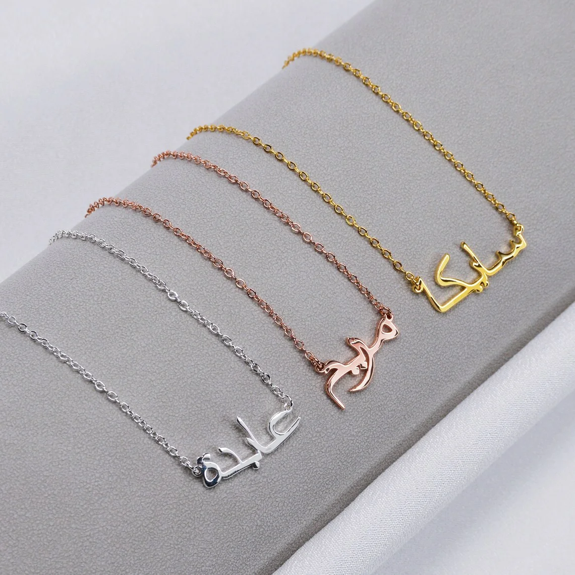 Custom Arabic Name Necklace For Women 