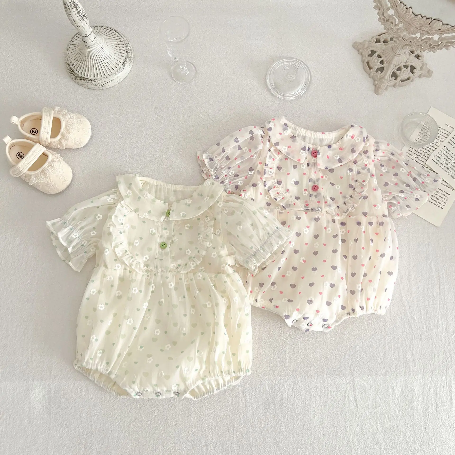

Комбинезон с коротким рукавом для маленьких девочек Angoubebe 232H10