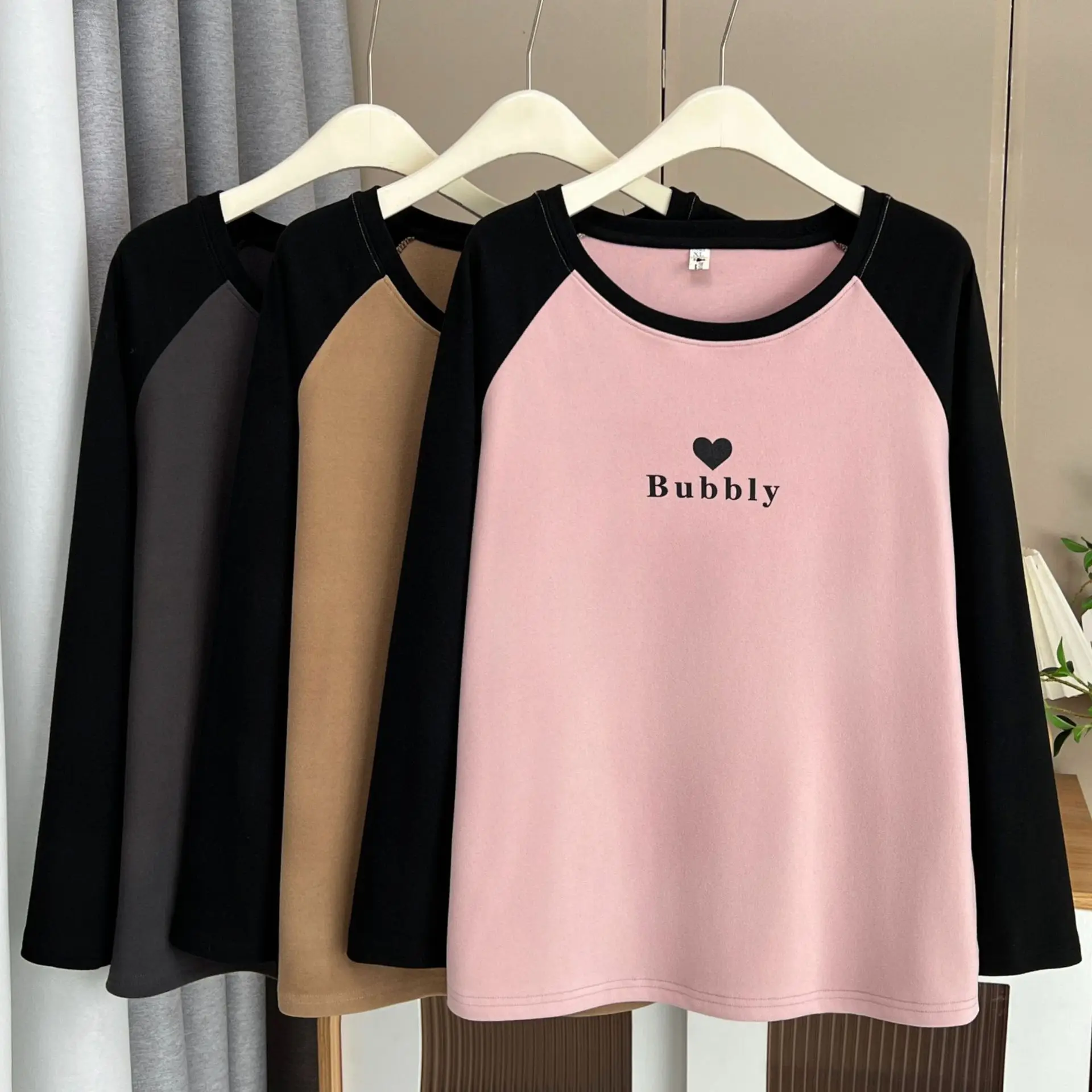 XXXXL Fashion Plus Size Women's T-Shirt Autumn Winter New Simple Color Block Printed Warm De Velvet long-sleeved Inner Top 2531