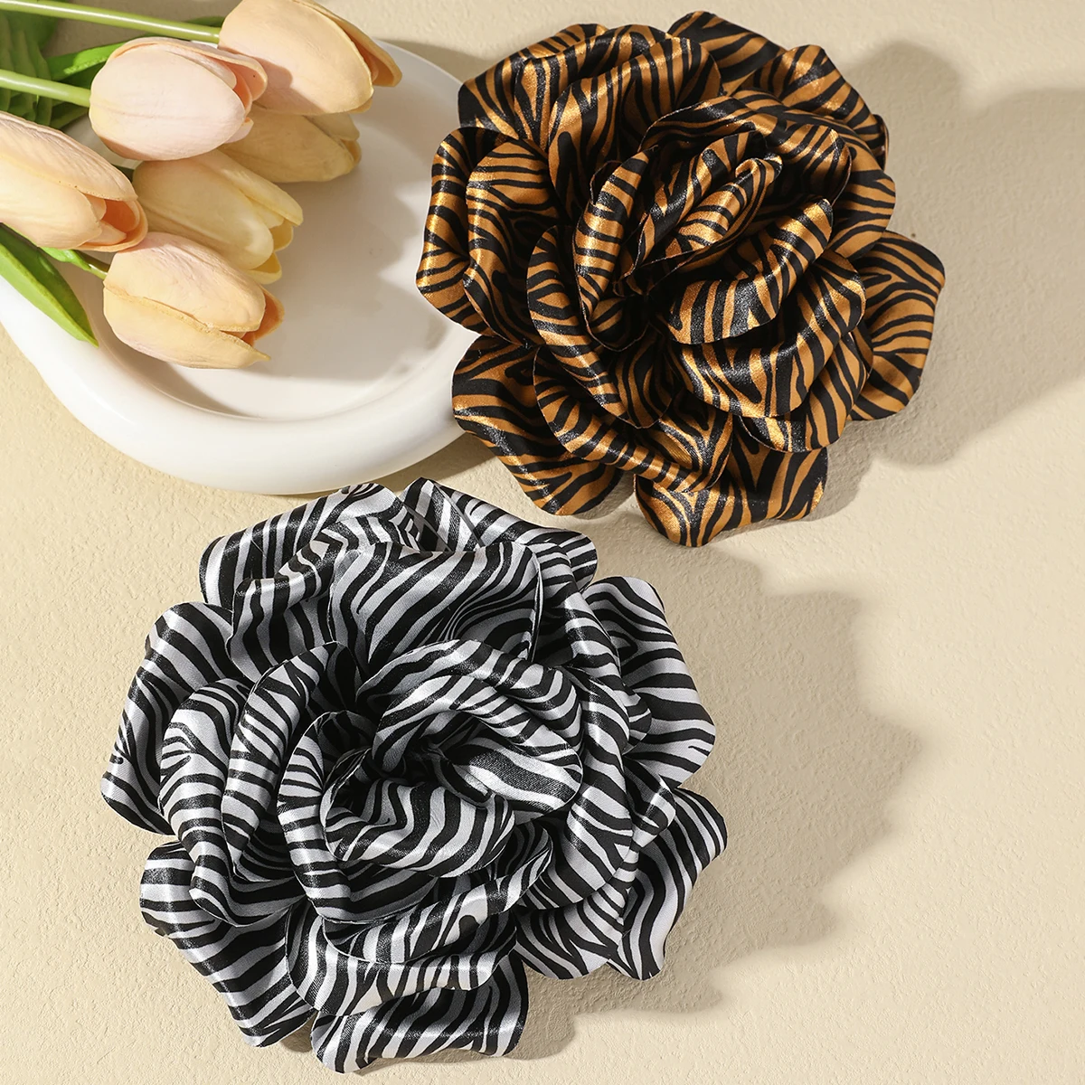 Fashion Leopard Print Big Flower Brooch Hair Clip 2-in-1 Satin Fabric Statement Accessory for Women Coat Dress Decoration