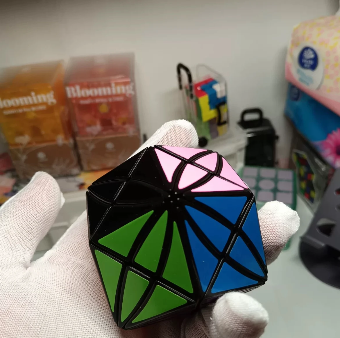 MoYu Magic Eye Cube No.1 Limited Collection Magic Speed Cube Puzzle Magic Cube Professional Cubo Magico Puzzle Toy for Children 5