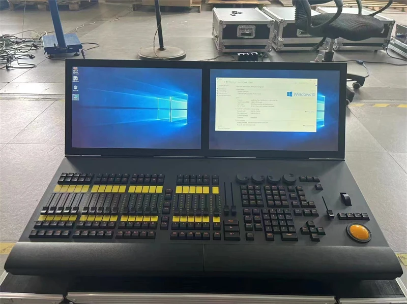 1 piece with flightcase Dmx Light Controller Grand MA Compact Console