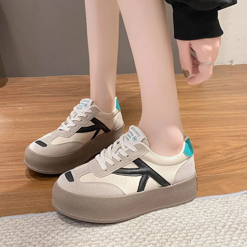 

Немецкие тренировочные туфли для женщин, новинка сезона осень-зима 2023, тонкие лоскутные туфли, маленькие белые повседневные туфли в стиле ретро для детей