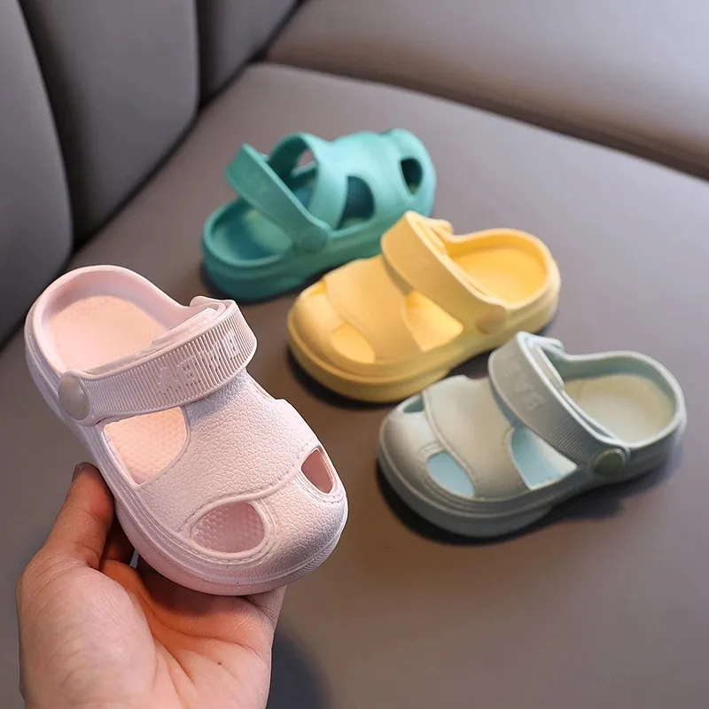 

Summer New Baby Hole Shoes 2022 Children Nice Non -slip Soft Floor Old Boys Girl Beach Sandals 1 -5 Years