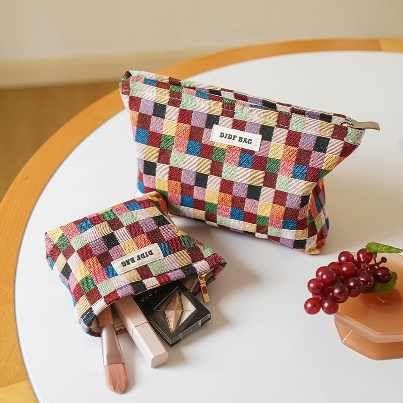 Colorful Checkered Women's Makeup Bag Large Capacity Makeup Lipstick Storage Bag Portable Travel Toiletry Commuter Clutch