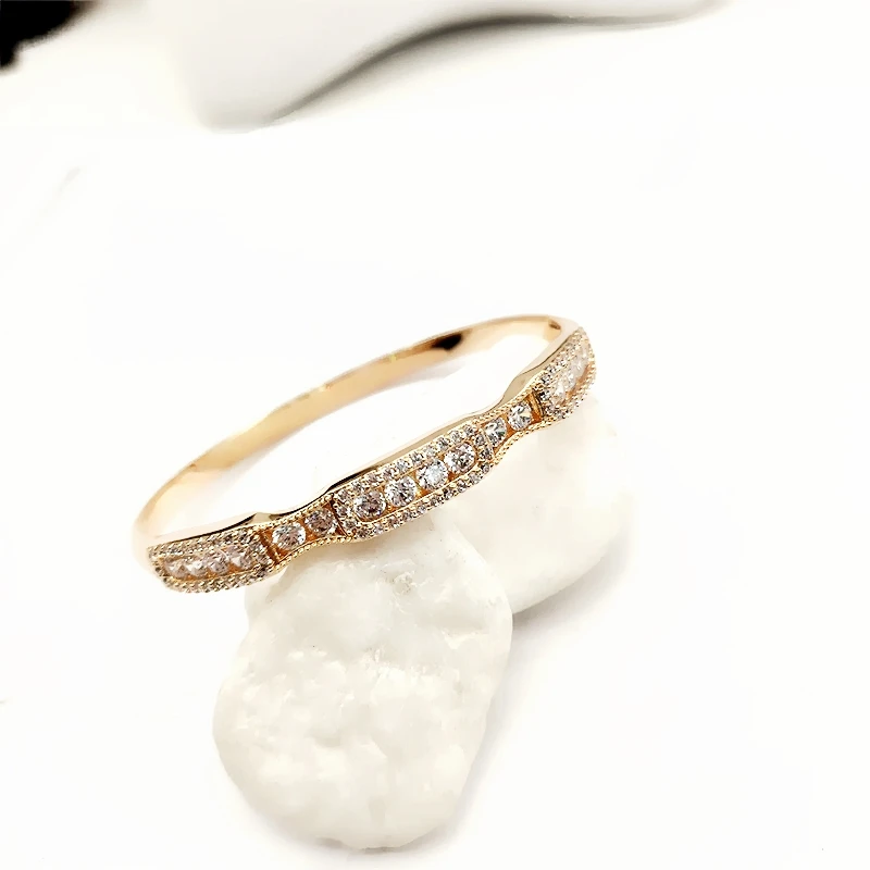 

Light Luxury New Exquisite Inlaid Zircon Bracelet Shining Senior Temperament Bangles for Women Fashion Trendy Party Jewelry