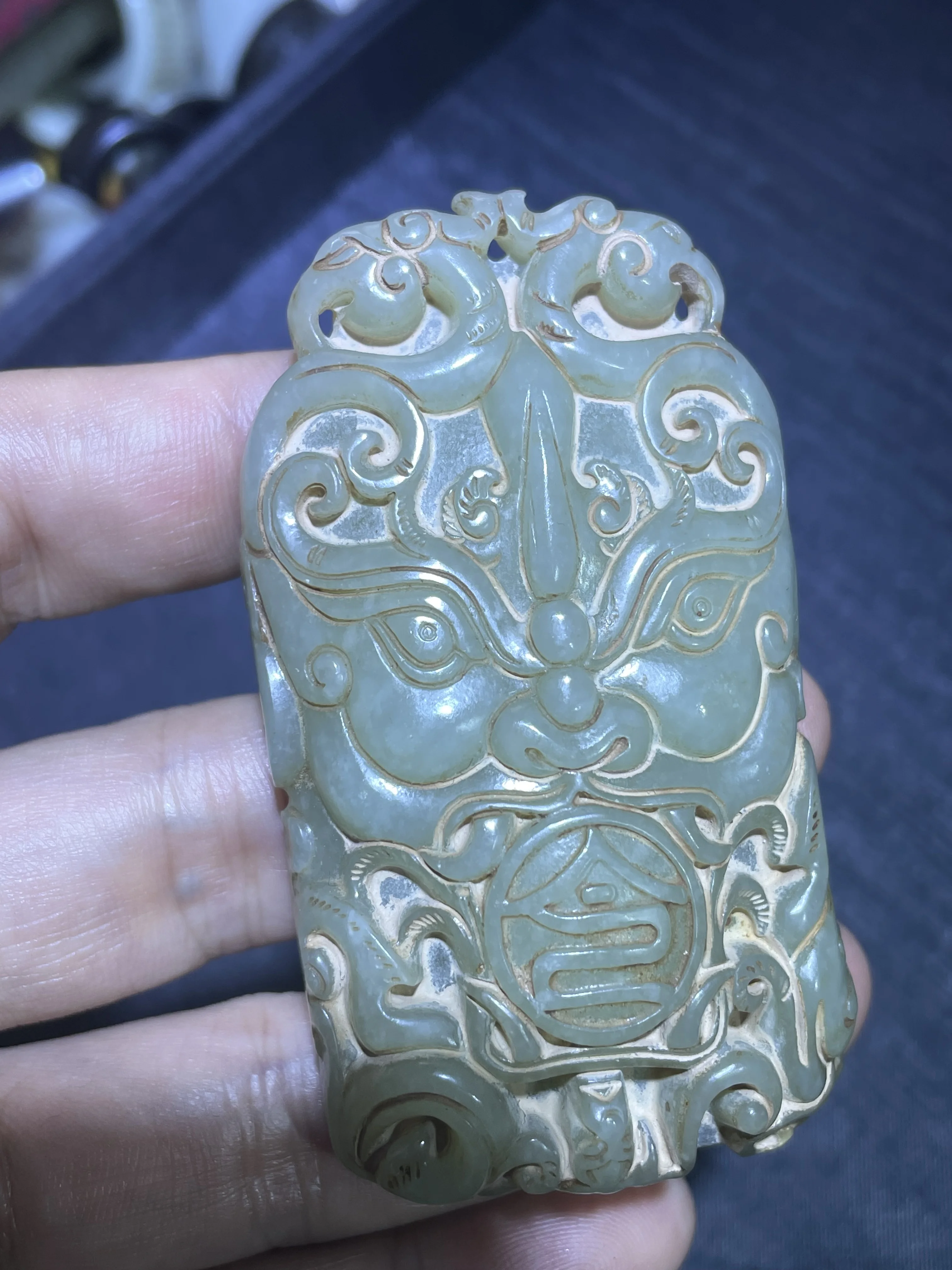 

Big Treasure Chinese Vintage Hetian Old Jade 2 Phoenix on Top Ox Head Square Bi Pei Totem Carving $$$ Timestown 20201126A