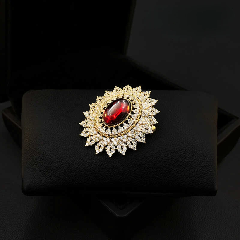 Luxury Shirt Oval Decorative Brooch Women's Fashion All-Match Suit Coat Pin Collar Buckle Clothes Accessories Jewelry Gifts 5589