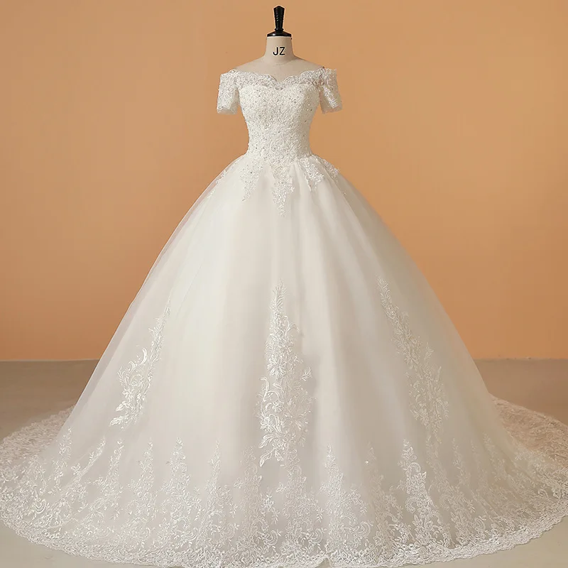 Роскошные свадебные платья с коротким рукавом