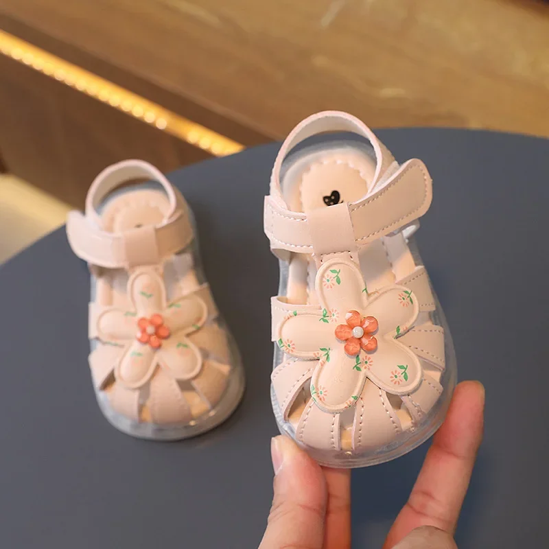 

Children's Sandals Fashion Summer Sweet Flower Beach Sandals for Pretty Girls Soft Soled Kid Princess Flat Causal Shoes Cut-outs