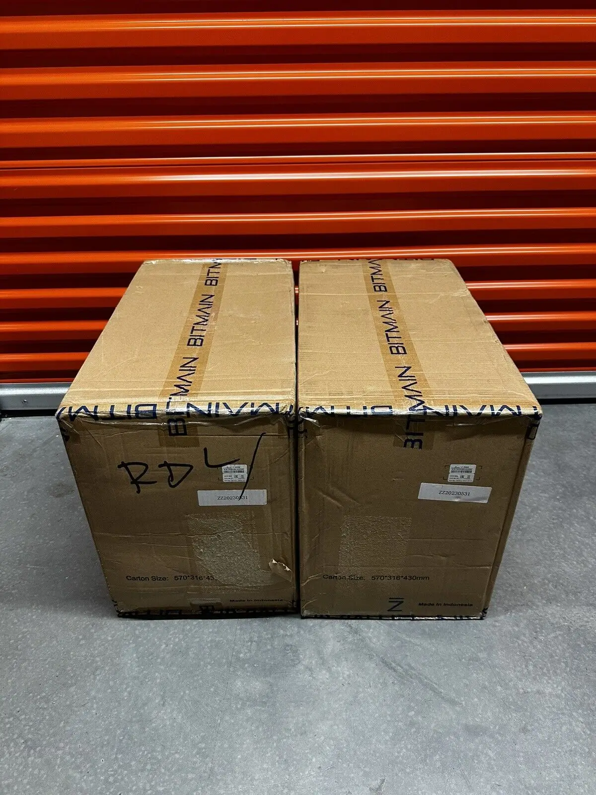 

NEW Antminer L7 9050M LTC/DOGE Miner Ships From California