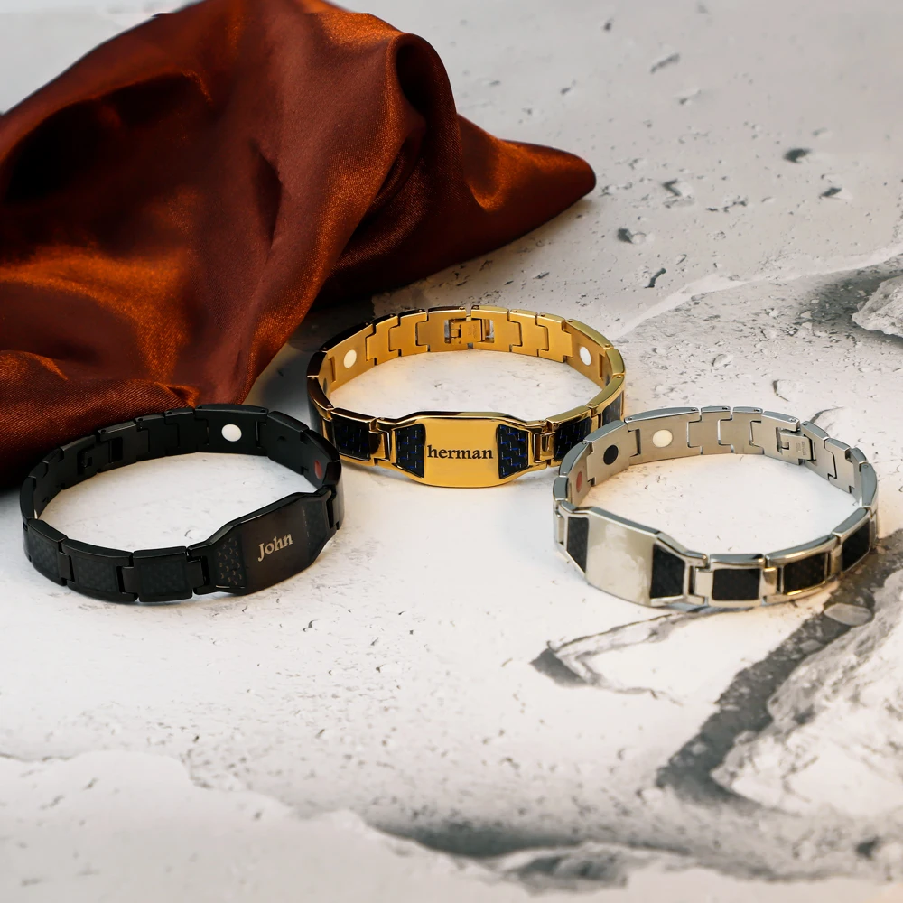 Bracelet en cuir multicouche pour homme avec gravure de nom personnali –  Ayotal Jewelry