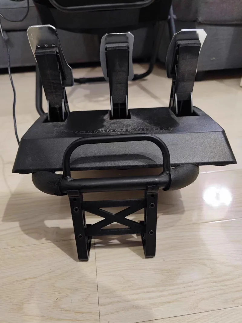 Playseat Challenge レーシングシート Playseat Challenge - 株式会社マイルストーン